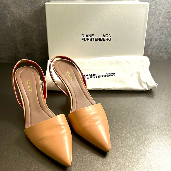 🤩Diane Von Furstenberg 2in. Heels - Picture 1 of 5